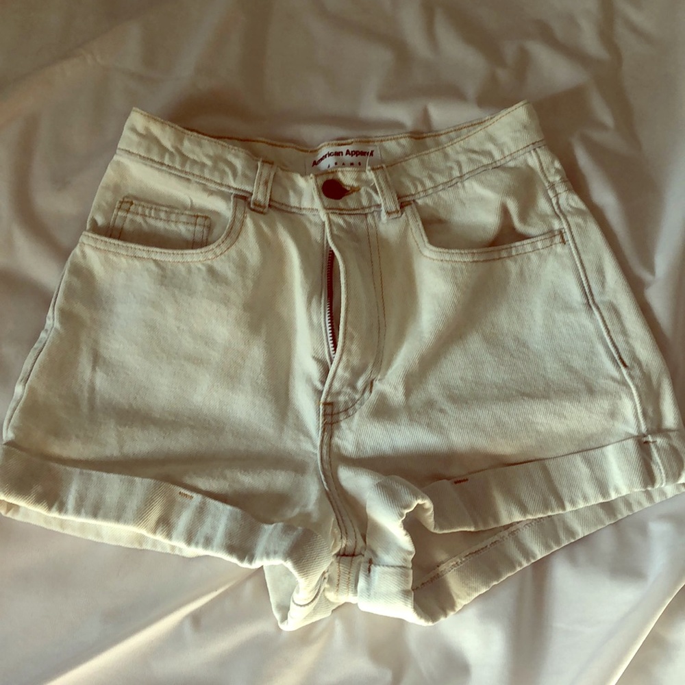 AMERICAN APPAREL - bleach denim shorts